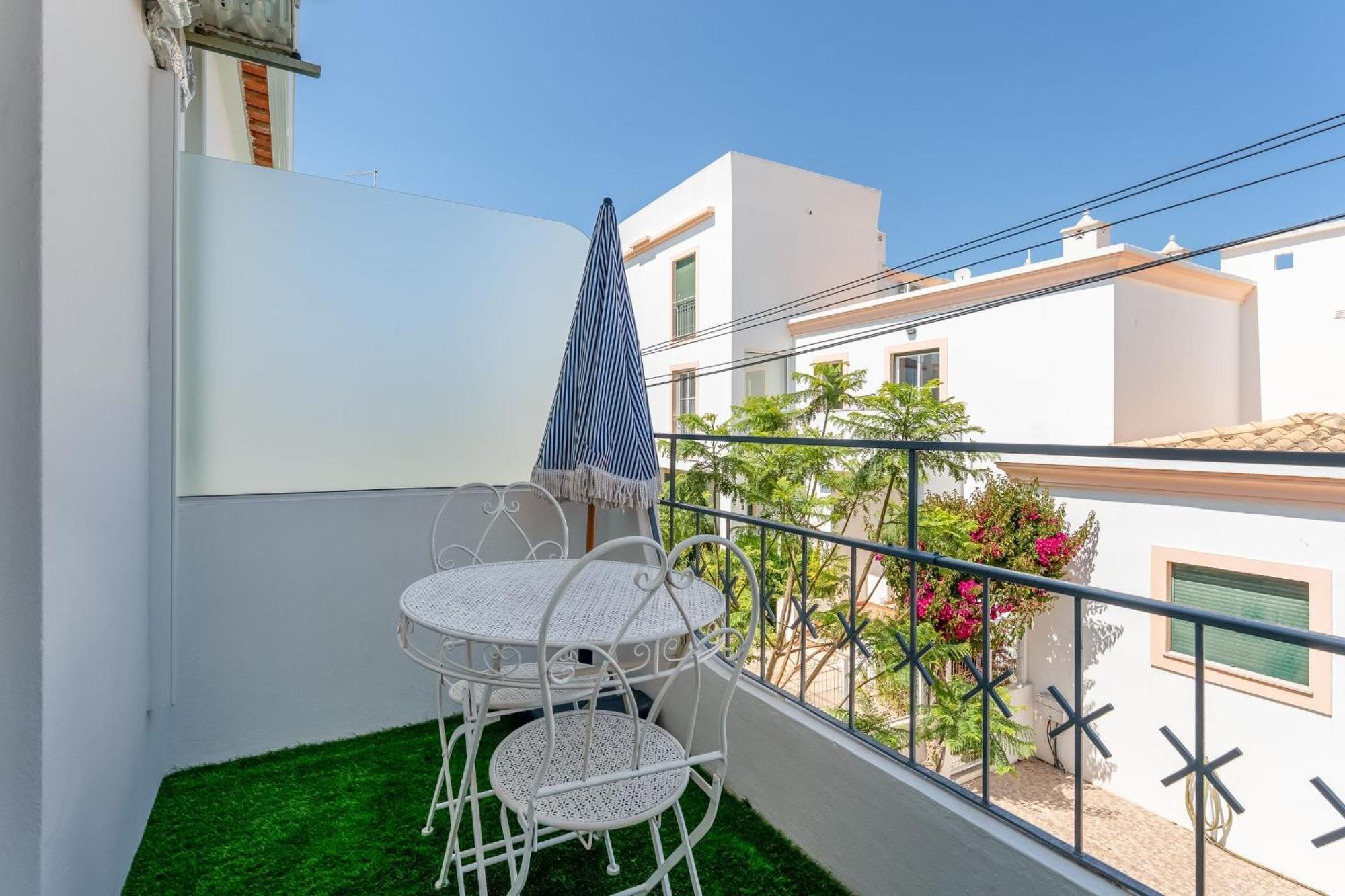Vivenda Neves In By Lovelystay Appartement Albufeira
