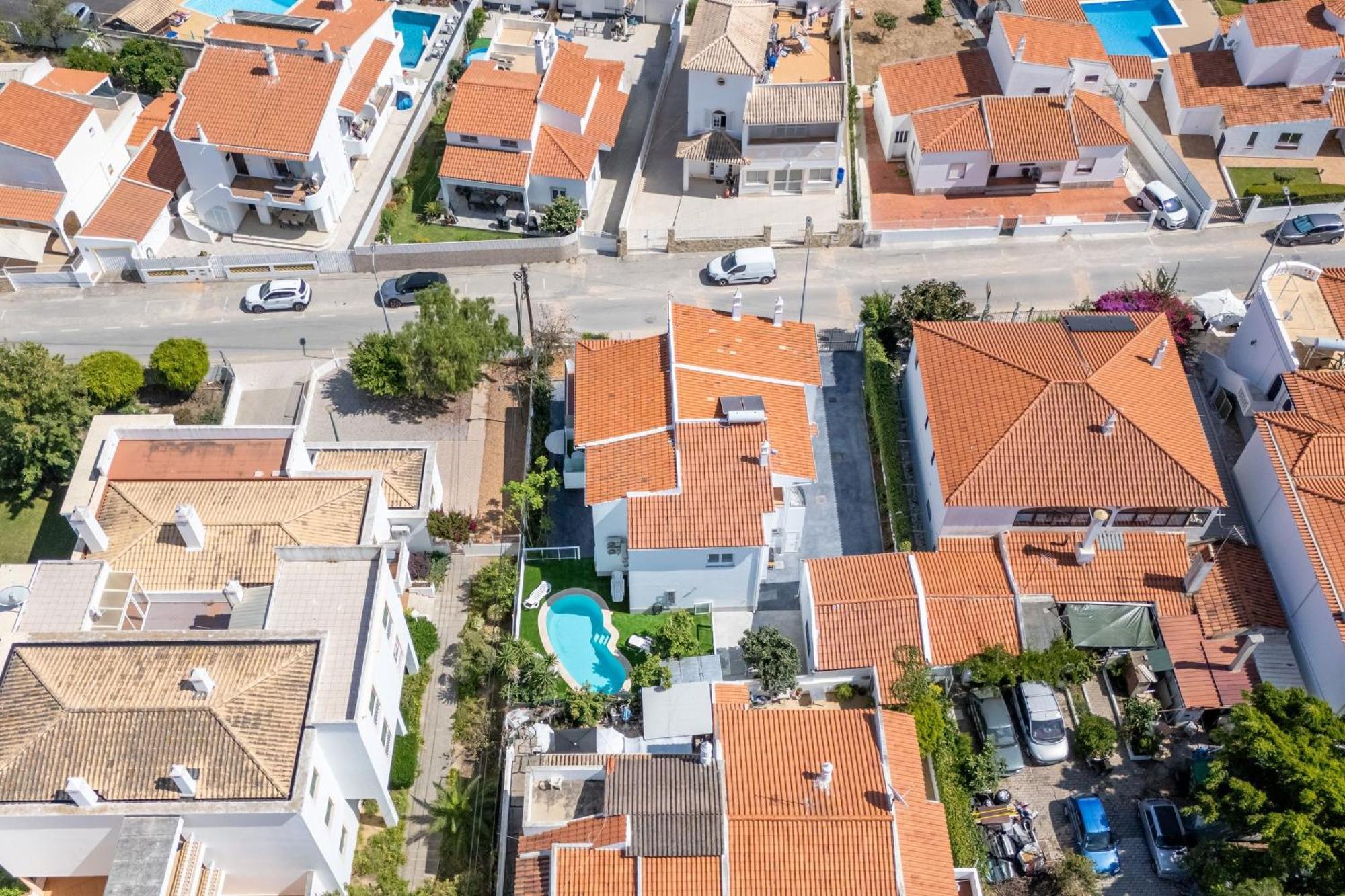 Appartement Vivenda Neves In By Lovelystay *
